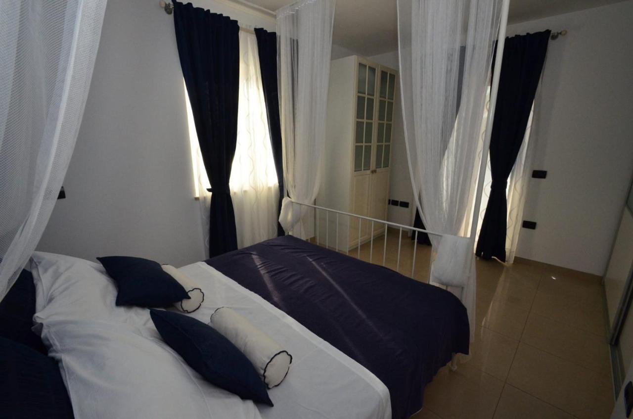 Villa Ax Umag Exterior foto